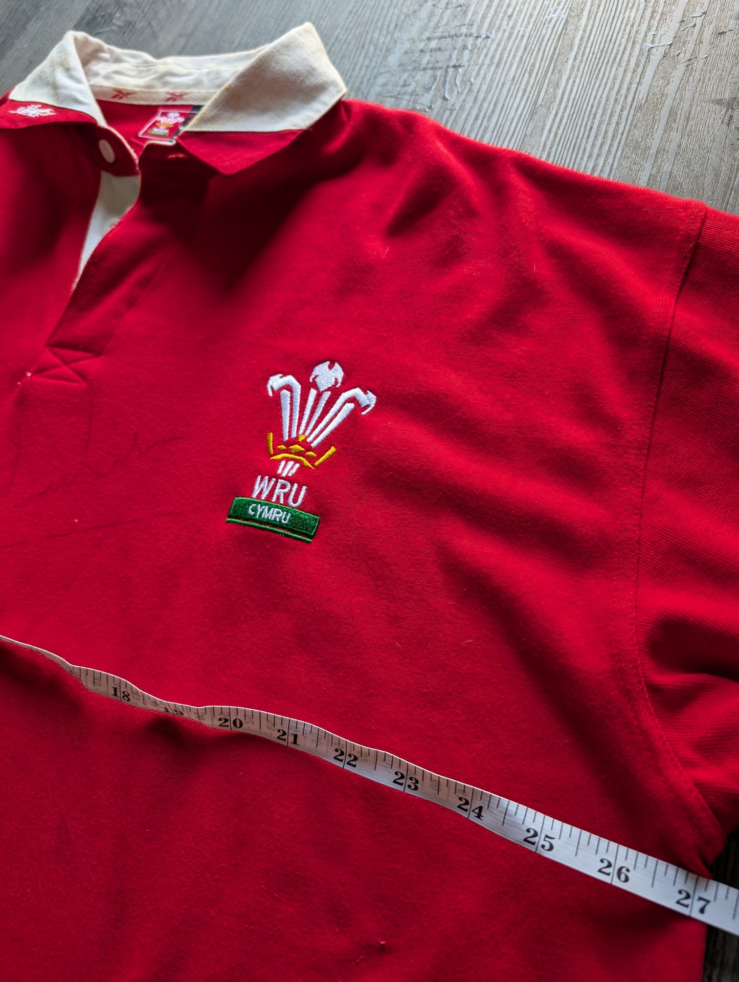 Wales Classic Reebok Rugby Jersey - Brett Sinkinson signed Number 7 XXL