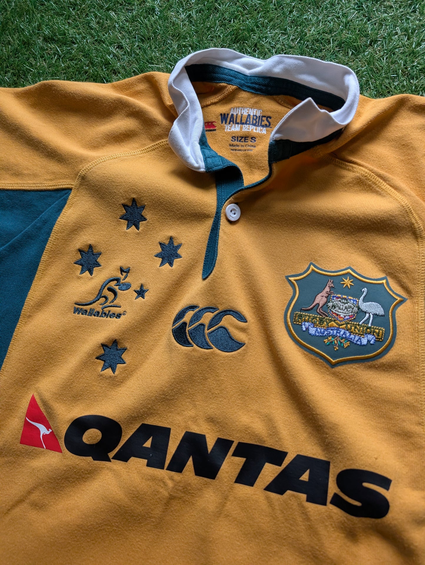 Canterbury vintage classic cotton Australia rugby jersey size Small Mens