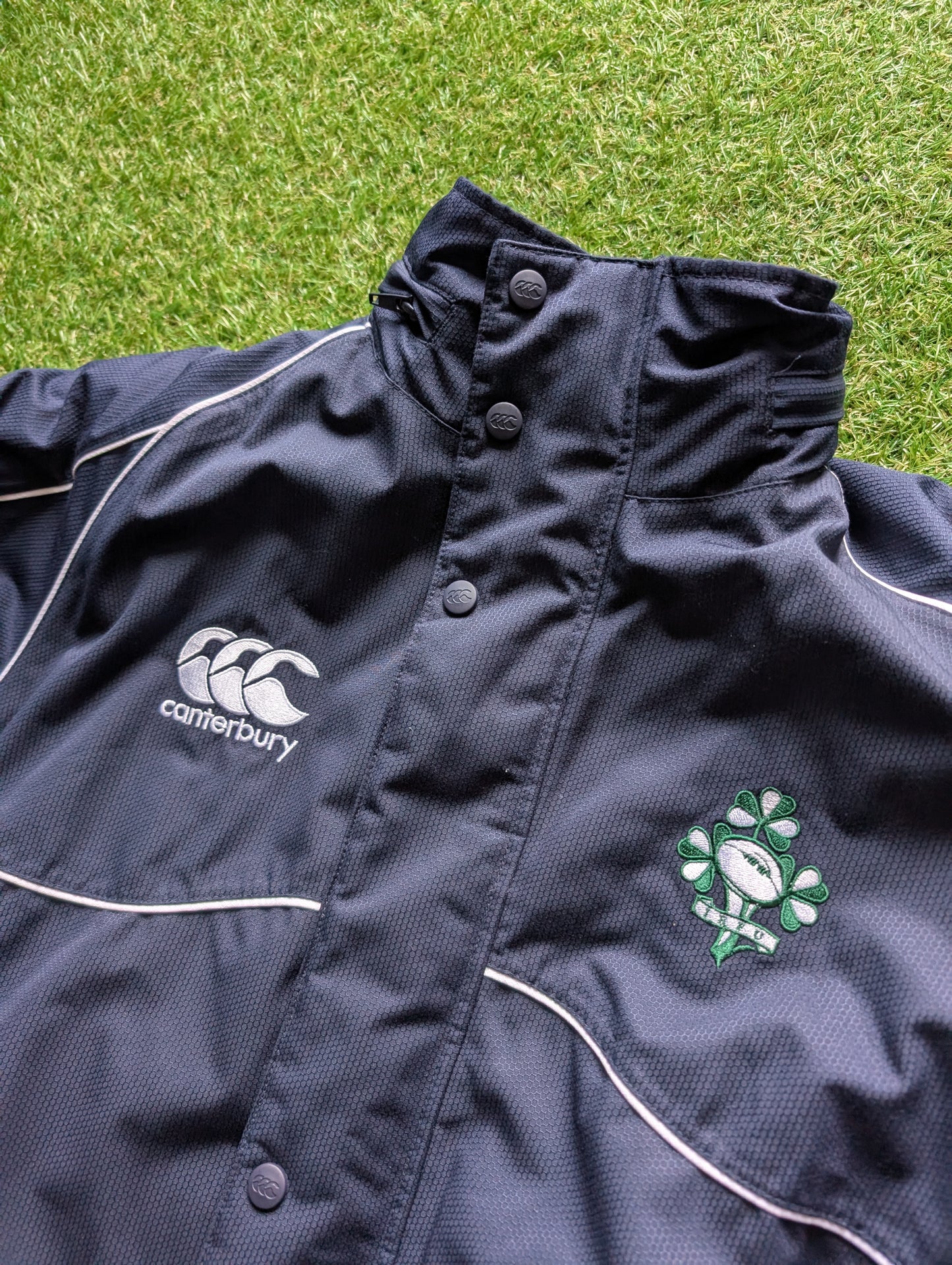 Canterbury Ireland Rugby Vintage big jacket coat size Large mens