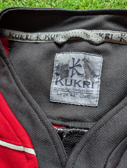 Kukri London Welsh Vintage classic Rugby jersey - Signed by Team - Large