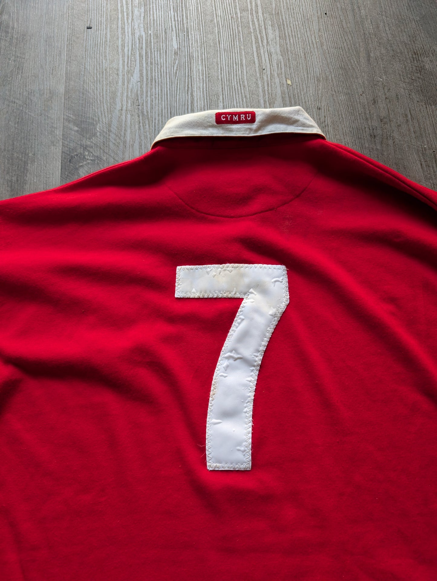 Wales Classic Reebok Rugby Jersey - Brett Sinkinson signed Number 7 XXL